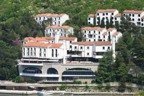 Fogadó Uvala Scott 3*